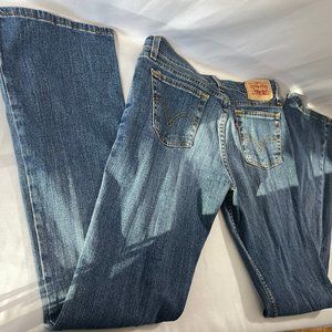 Ladies 7 Long Levis  Mid Rise Jeans Bootcut